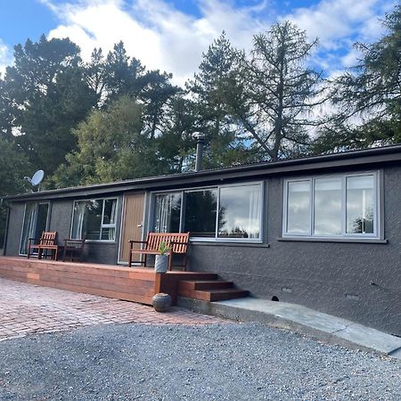 Alpine Views Burkes Pass Villa Exterior photo