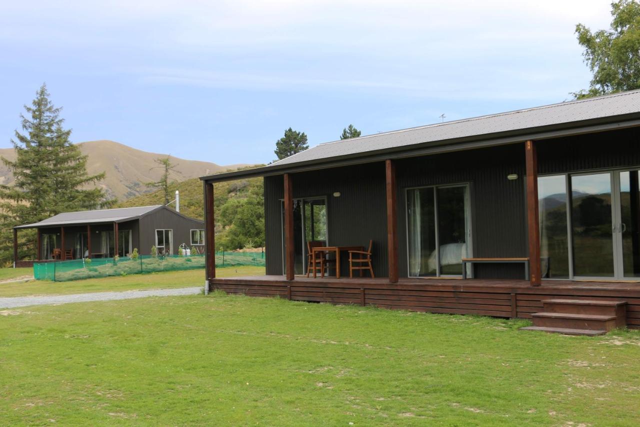 Alpine Views Burkes Pass Villa Exterior photo